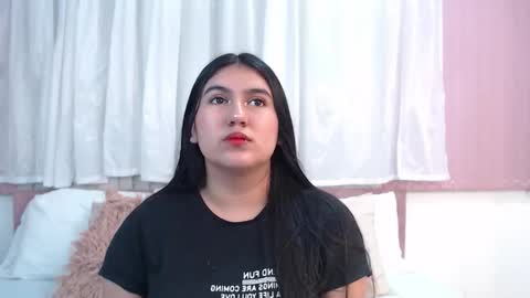 Gabrielle online show from November 15, 2025, 10:56 am