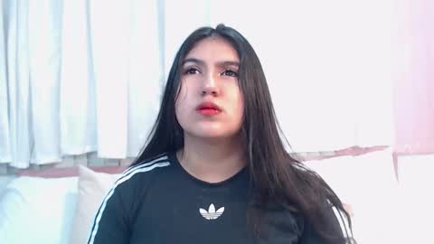 Gabrielle online show from November 27, 2025, 11:01 am