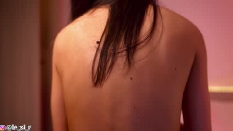 Lexi Reed online show from October 19, 2025, 2:29 pm