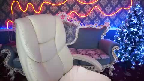 lexi_si online show from December 18, 2024, 3:15 am
