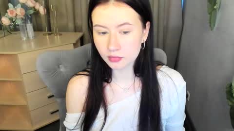 Vicki online show from March 22, 2026, 3:37 pm