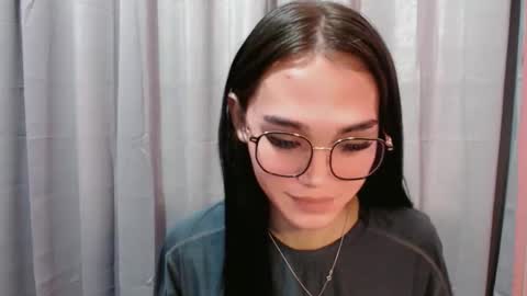 lexibabe_ online show from May 13, 2026, 6:22 am