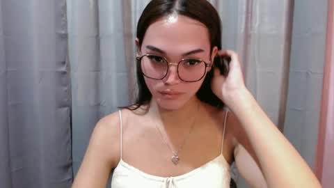 lexibabe_ online show from June 15, 2026, 5:42 am