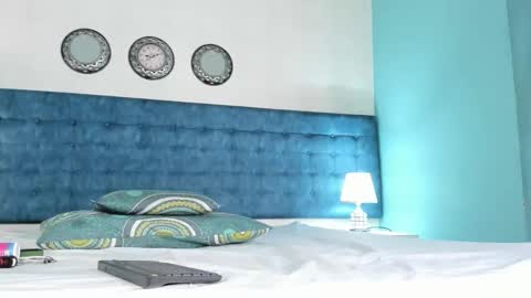 LEXYCRIMSON online show from January 11, 2026, 4:17 am