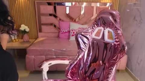 Lexie  online show from November 24, 2025, 8:41 pm