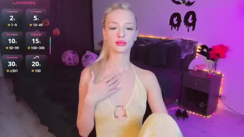 Snapshot of lexieblonde chatting on October 29, 2025, 5:31 am lexieblonde online show from October 29, 2025, 5:31 am