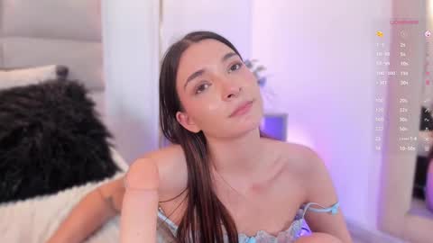 Snapshot of lexiee_grey_ chatting on February 19, 2025, 12:25 am Lexie online show from February 19, 2025, 12:25 am