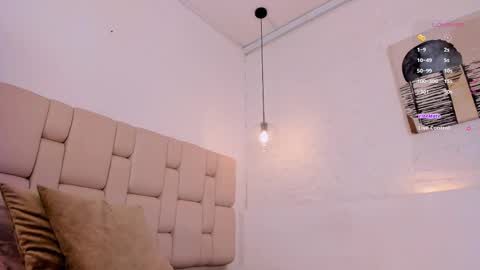 Snapshot of lexiee_grey_ chatting on February 19, 2025, 3:38 pm Lexie online show from February 19, 2025, 3:38 pm