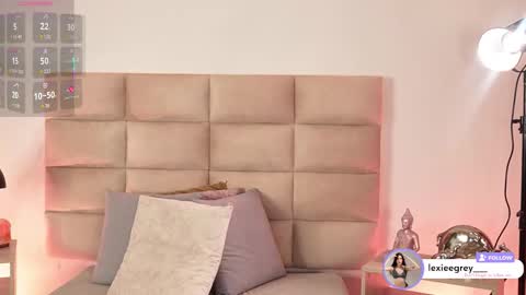 Lexie  online show from December 2, 2025, 11:59 am