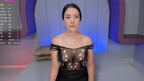 Snapshot of lexiethompson_ chatting on September 11, 2025, 12:05 pm Lexie Thompson  online show from September 11, 2025, 12:05 pm