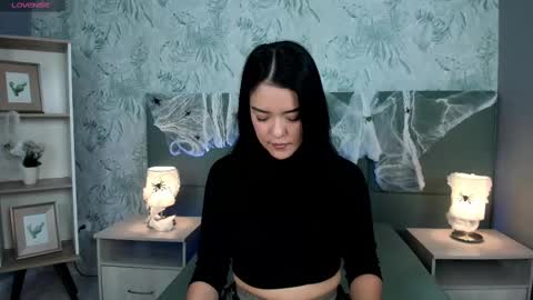 Snapshot of lexiethompson_ chatting on October 17, 2025, 12:19 pm Lexie Thompson  online show from October 17, 2025, 12:19 pm