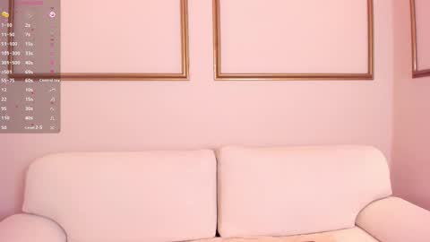 Lexie Thompson  online show from February 11, 2026, 12:10 pm