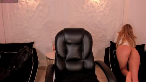 Snapshot of lexiewayne chatting on March 29, 2026, 5:02 pm Lexie online show from March 29, 2026, 5:02 pm