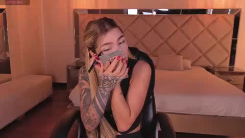 Lexie  online show from June 20, 2026, 11:57 am