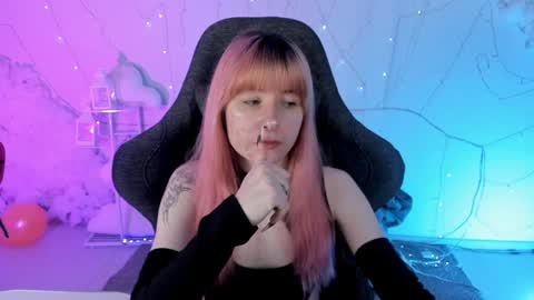 Lexi Wenford NO NUDE GODDESS online show from February 4, 2025, 5:53 am