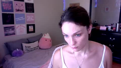 Snapshot of lexwyoex chatting on September 26, 2025, 4:11 pm lexwyoex online show from September 26, 2025, 4:11 pm