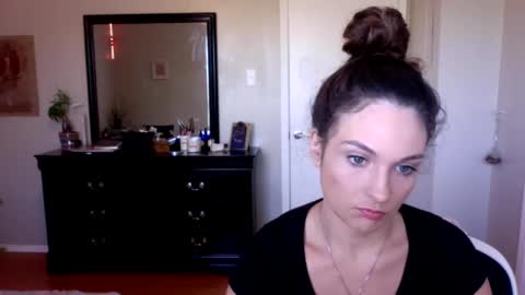 Snapshot of lexwyoex chatting on September 30, 2025, 3:39 pm lexwyoex online show from September 30, 2025, 3:39 pm