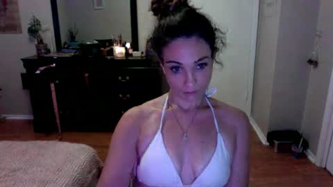 Snapshot of lexwyoex chatting on October 1, 2025, 3:45 am lexwyoex online show from October 1, 2025, 3:45 am