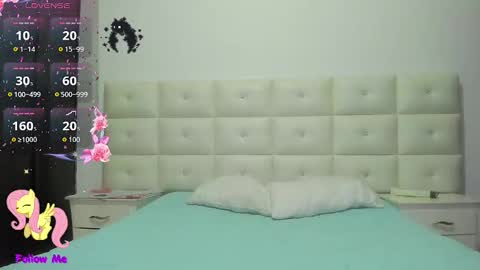 Snapshot of lexxi_ross chatting on October 4, 2025, 6:17 pm LEXXI online show from October 4, 2025, 6:17 pm