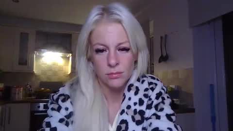 lexxileox online show from March 31, 2026, 11:16 pm