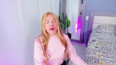 Snapshot of lexxybunny_ chatting on October 25, 2025, 11:40 am Lexy online show from October 25, 2025, 11:40 am