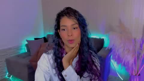 Snapshot of lexy_fox2 chatting on February 21, 2025, 2:28 am Lexy online show from February 21, 2025, 2:28 am