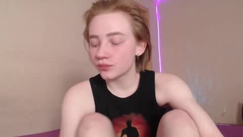 Snapshot of lexy_l0vy chatting on April 24, 2026, 8:28 am LexxxY online show from April 24, 2026, 8:28 am