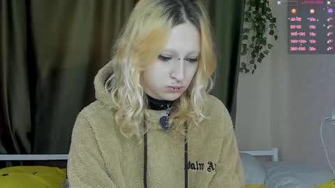 Lexy online show from May 14, 2026, 11:17 am