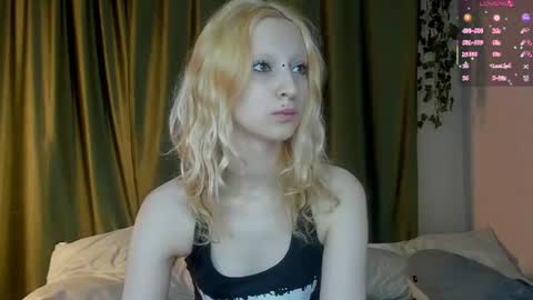 Snapshot of lexy_woorhez chatting on June 18, 2026, 4:11 pm Lexy online show from June 18, 2026, 4:11 pm