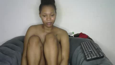 Lexy online show from April 6, 2026, 4:52 pm