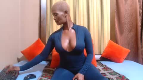 Silindile Caroline Madlala online show from January 15, 2026, 8:12 pm