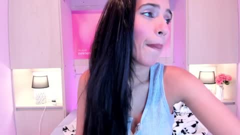 Snapshot of lexyquinn_ chatting on September 27, 2025, 4:17 am L I A  online show from September 27, 2025, 4:17 am
