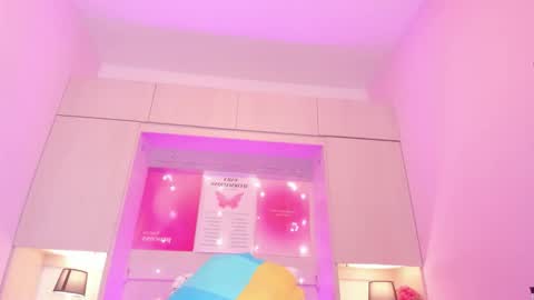 Snapshot of lexyquinn_ chatting on October 5, 2025, 7:39 am L I A  online show from October 5, 2025, 7:39 am