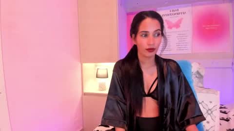 Snapshot of lexyquinn_ chatting on October 23, 2025, 4:12 am L I A  online show from October 23, 2025, 4:12 am