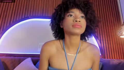 lexyskye online show from October 24, 2025, 11:50 am