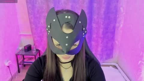 Leya online show from March 13, 2026, 10:49 pm