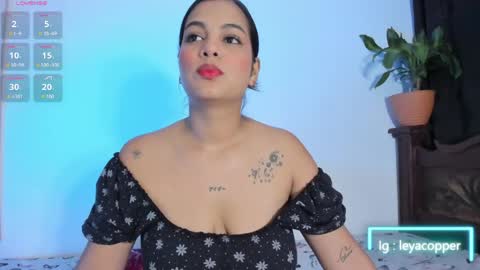 Leya online show from May 4, 2026, 11:56 pm