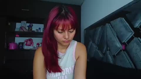 Snapshot of leydysexlover chatting on September 15, 2025, 12:21 am Leydy online show from September 15, 2025, 12:21 am