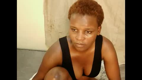 leylacuty13 online show from April 24, 2026, 11:23 am