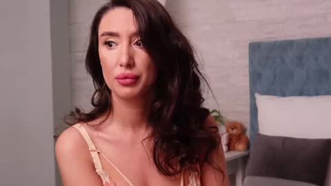 Snapshot of leylagracey chatting on February 13, 2025, 4:54 am LeylaGracey online show from February 13, 2025, 4:54 am