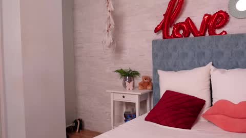 Snapshot of leylagracey chatting on March 4, 2025, 7:51 am LeylaGracey online show from March 4, 2025, 7:51 am