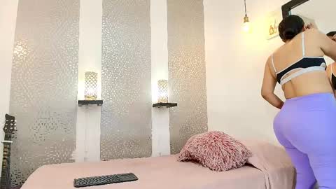 leyli_ass online show from February 12, 2025, 7:56 pm