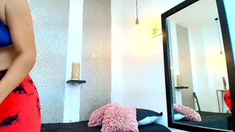 leyli_ass online show from February 15, 2025, 1:53 am