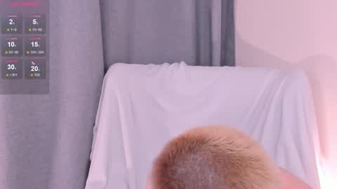 Lisa online show from October 4, 2025, 4:43 am