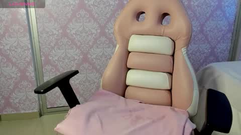 lhea_foxx online show from October 23, 2025, 3:06 am