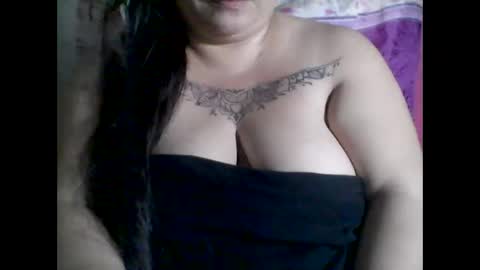 Snapshot of lhiannash33 chatting on November 29, 2025, 6:33 pm lhiannash33 online show from November 29, 2025, 6:33 pm