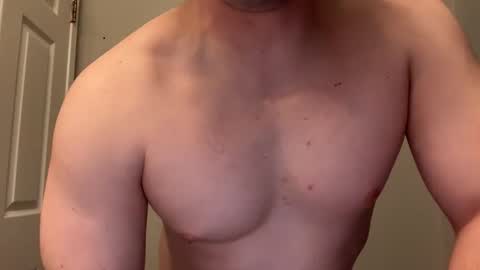 Snapshot of lhotboyl chatting on February 18, 2026, 12:39 am lhotboyl online show from February 18, 2026, 12:39 am