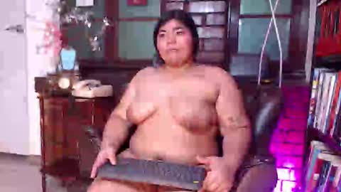 li_arellano online show from November 11, 2025, 7:47 pm