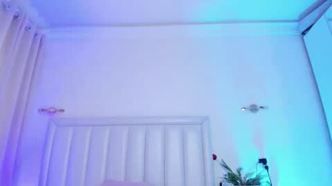 Shaya MILKY BOOBS  online show from March 15, 2026, 6:08 am