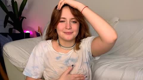 li_ni_ online show from January 26, 2025, 11:17 am